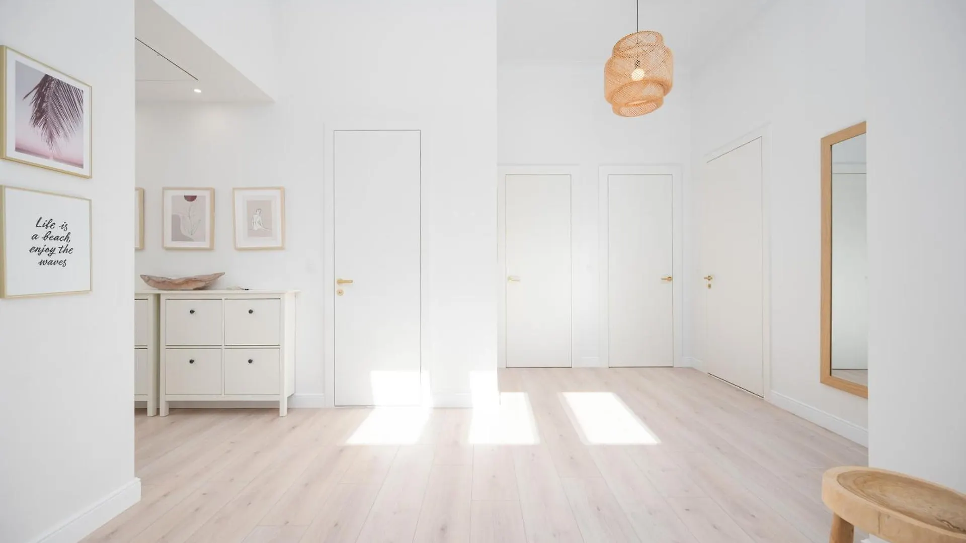 Classy White By Oneapartments Gdańsk 0*,