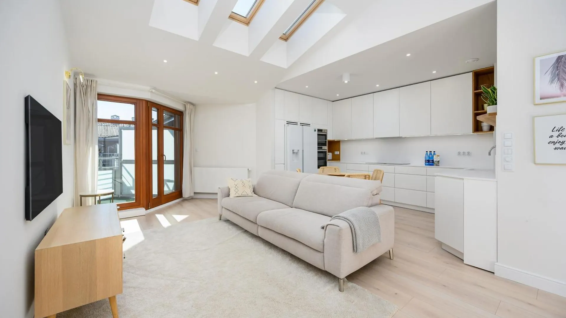 Lägenhet Classy White By Oneapartments Gdańsk